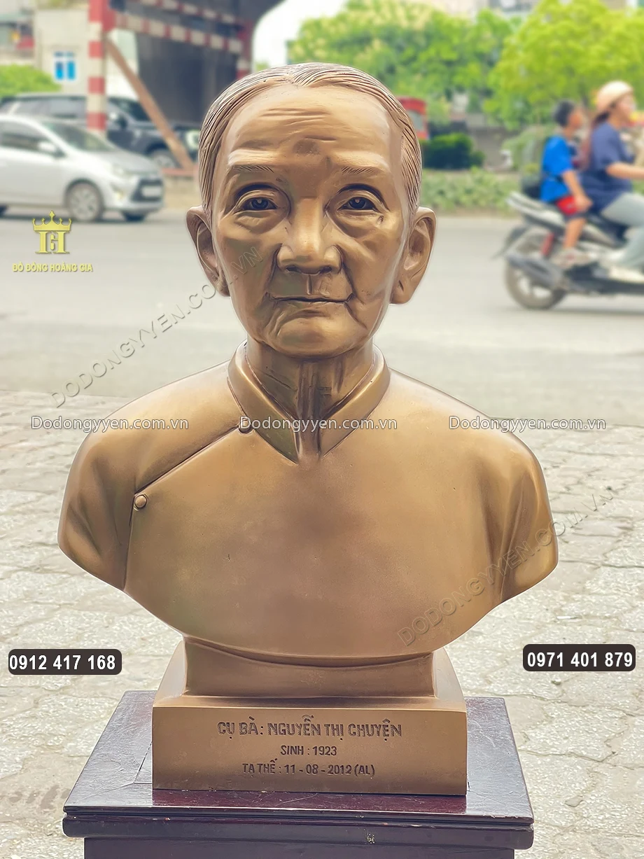 Vật phẩm thể hiện tấm l&ograve;ng th&agrave;nh k&iacute;nh của gia chủ đối với cha mẹ